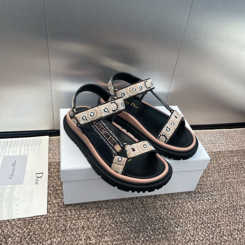 ch**an D*or sandals
